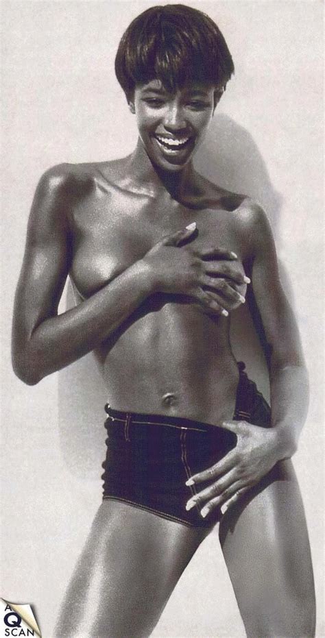 Naomi Campbell Naked Big Pack The Fappening