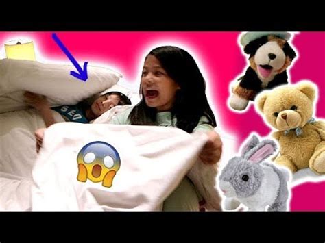 Kamar Tidur Hotel buat Mainan BONEKA? ROOM TOUR HOTEL Gaya Anak | VLOG Anak Lucu| CnX