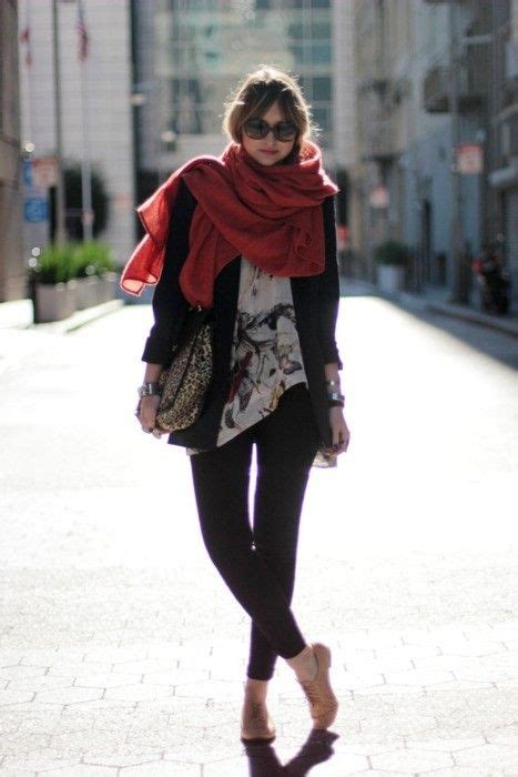Big Red Scarf Casual Outfit Ways To Wear A Scarf Outfits With Scarf Street Style