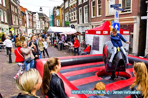 Voorstraat Noord Festival In Binnenstad Van Dordrecht Drechtstedenvandaag