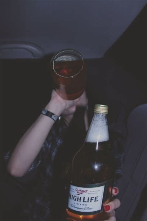 Drink aesthetic‏ @drinkaesthetic 4 апр. Pin by Sam Martinez on Grunge | Alcohol aesthetic, Grunge ...