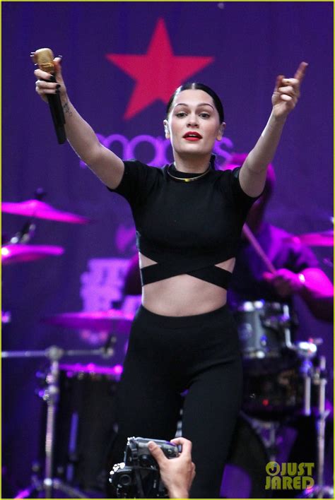 Jessie J Regrets Calling Her Bisexuality A Phase Photo 3215651 Jessie J Photos Just Jared