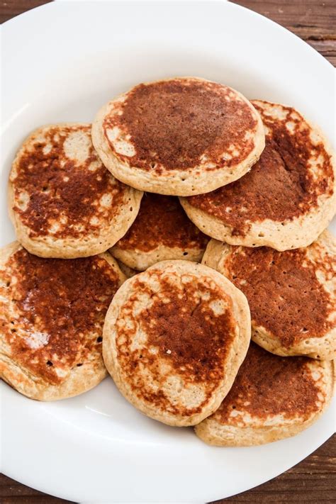 Healthy Oatmeal Banana Pancakes