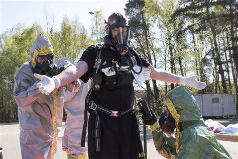 Us Army Reserve Soldiers Achieve Cbrn Readiness With Dugway Mobile
