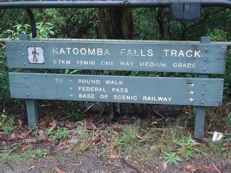 Here is a large catalog of hotels in new south wales (australia). Katoomba Falls - Waterfall in the Blue Mtns near Echo Point