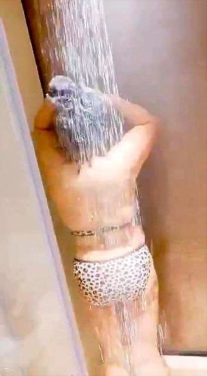 Watch Rajsi Verma Bathing Beauty Bathtub Bathing Suit Bathroom Hot Porn Spankbang
