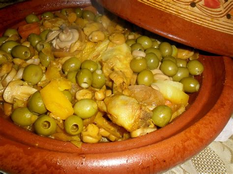 Les gourmandizzzz dOumyass Tajine De Poulet aux Olives