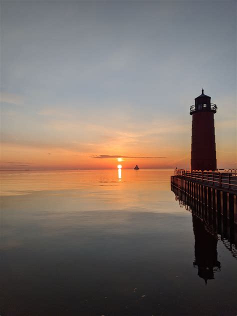 Sunrise At Lake Michigan Lake Life Lake Michigan Lake