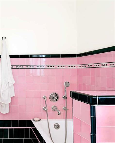 15 Cool Retro Bathroom Ideas That Will Work In Your Modern Home Retro