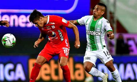 Vladimir is related to maria e hernandez and eduardo z hernandez as well as 3 additional people. ¿Vladimir Hernández es una opción para el América?