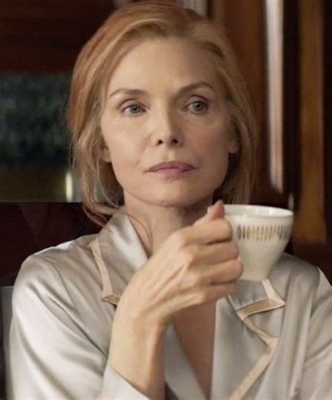 Michelle Pfeiffer As Frances In The Movie French Exit Мишель пфайффер