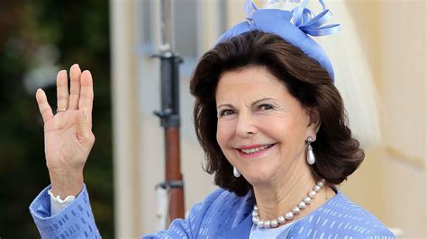 Königin Silvia von Schweden erhält Preis für Engagement | Promiflash.de