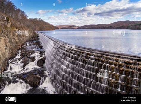 New Croton Dam In Croton On Huson New York Stock Photo Alamy