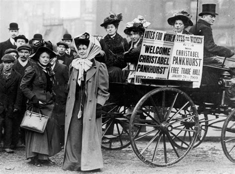 Suffragetten Vorkämpferinnen des Frauenwahlrechts Vogue de