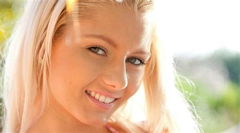 Annely Gerritsen Babe Adult Model Blonde Woman Hd Wallpaper Peakpx