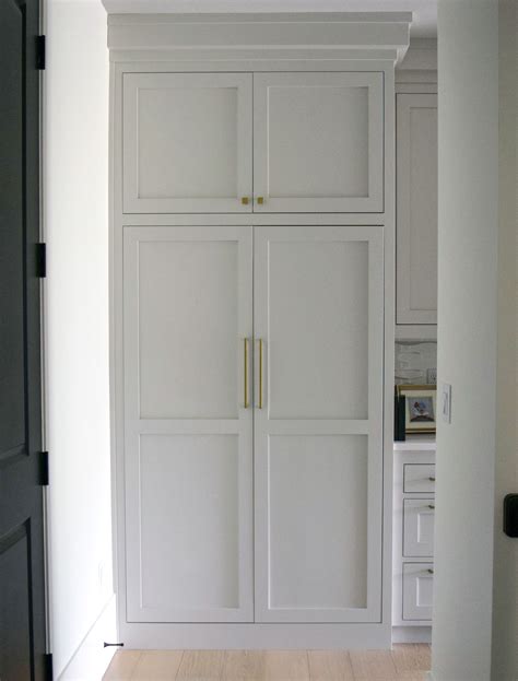 20 Hallway Built In Cabinets Decoomo