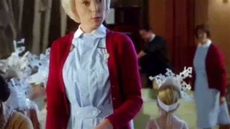 Call The Midwife S04 Christmas Special Part 01 Video Dailymotion