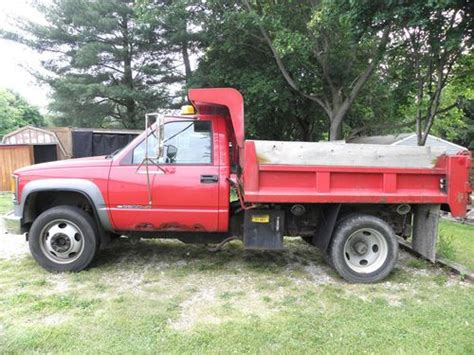 Find Used 2000 Chevy 3500hd Dump W 9 Meyer Snow Plow In Wadsworth