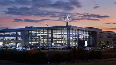 Neues Mercedes Autohaus In Frankfurt Youtube