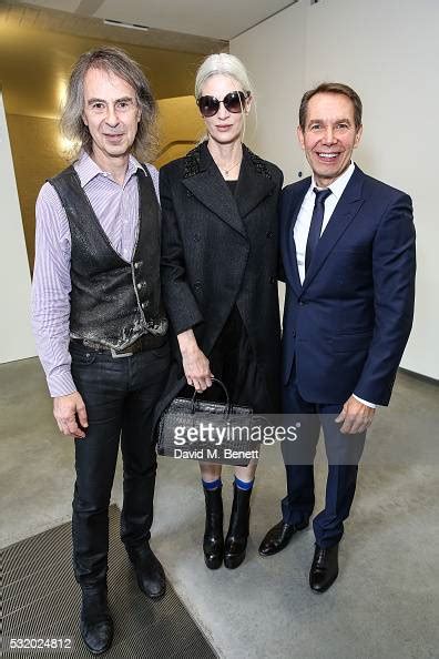 Ivor Braka Kristen Mcmenamy And Jeff Koons Attend A Private Dinner