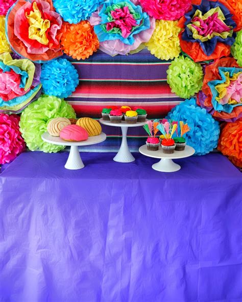 fiesta like there s no mañana 3 fabulous cinco de mayo party themes fab everyday