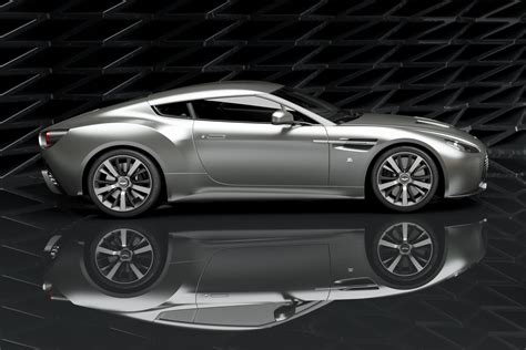 Production lancée pour l Aston Martin Vantage V12 Zagato Heritage TWINS