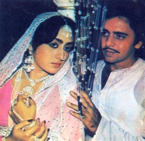 Vinod Mehra With Bindiya Goswami In 2020 Vintage Bollywood Bollywood