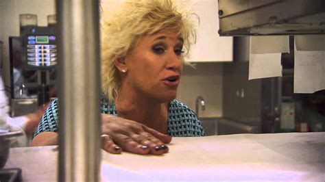 Chef Wanted With Anne Burrell En Food Network Youtube