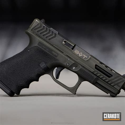 Custom Two Tone Cerakote Finish On This Glock 19 Handgun By Web User