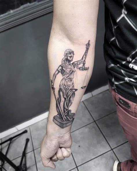Deusa Da Justiça ⚖ Tattoo Justice Ladyjustice Blackandgreytattoo