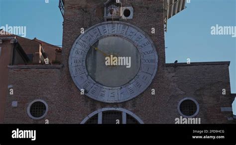 Basilica San Giacomo Stock Videos And Footage Hd And 4k Video Clips Alamy