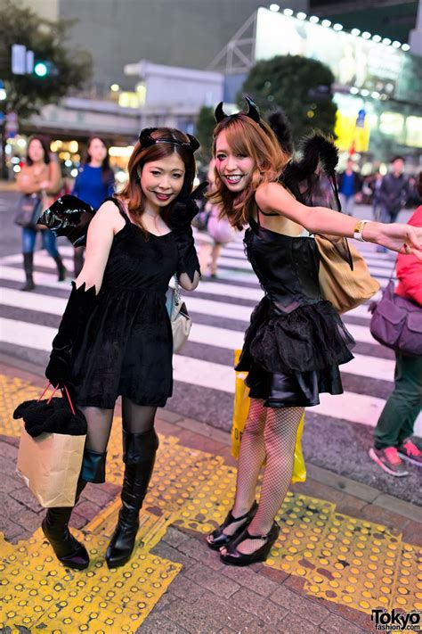 Halloween In Japan Shibuya Street Party Costume Pictures Tokyo Fashion