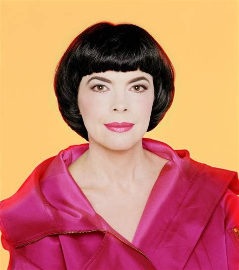 Слушать песни и музыку mireille mathieu (мирей матьё) онлайн. Mireille Mathieu - Die Biografie des Spatzen von Avignon