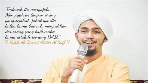 Bahkan mungkin kita tak sadar bahwa kita melakukan syirik seperti : Ini Dosa Besar yang Sering Dilakukan Tapi Tak Tahu ...