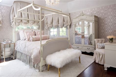 40 Four Poster Beds Fit For Royalty Bedroom Design Feminine Bedroom