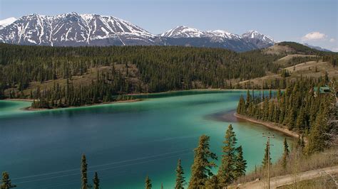 Emerald Lake The Yukon Canada This Is An Un Retouched Photo The