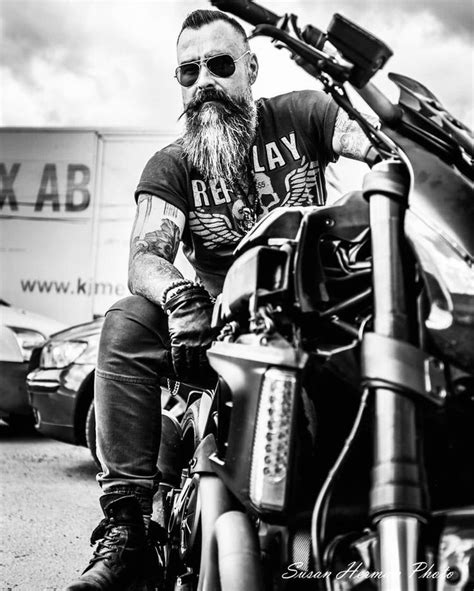 Pin By 🎀 Bine 🎀 On Harley Davidson And More ️ Biker Photoshoot Bike