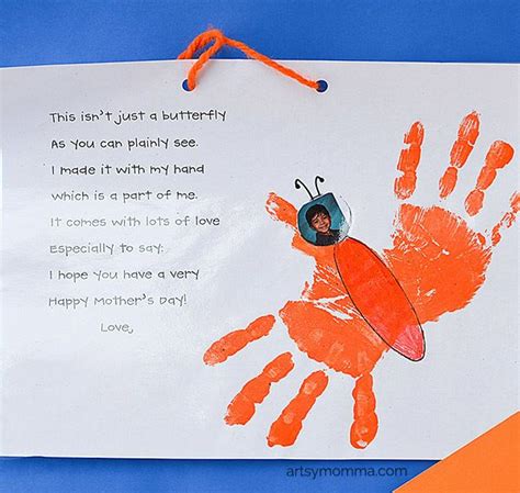 Looking For A Cute Mothers Day Craft Idea This Printable Handprint