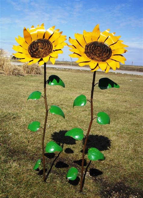 67 Recycled Metal Giant Sunflower Stake Yard Decor