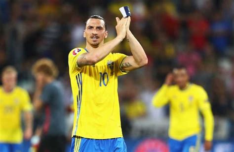 Zlatan ibrahimovic net worth is estimated to be around $160 million. Zlatan Ibrahimovic - Bio, Net Worth, Current Team, Retire, Contract, Salary, Nationality, Wife ...
