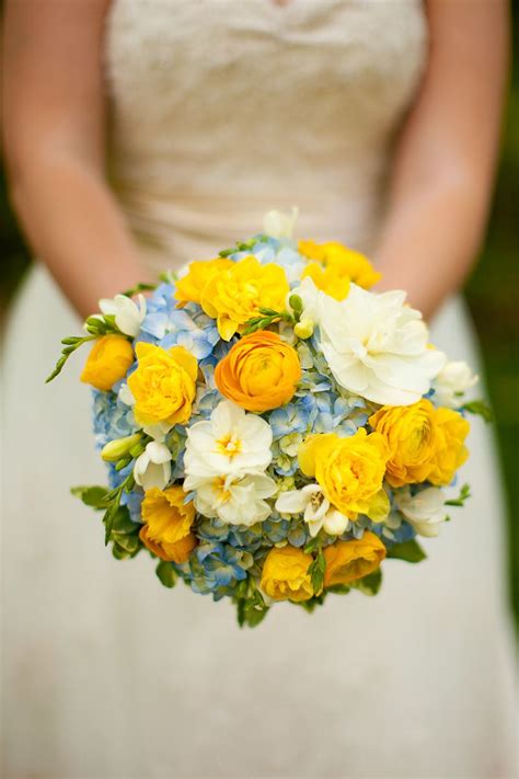 Pin By Veronika Czina On Wedding Bouquets Beautiful