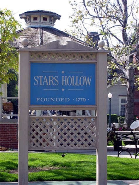 Stars Hollow Gilmore Girls Wiki Fandom Powered By Wikia