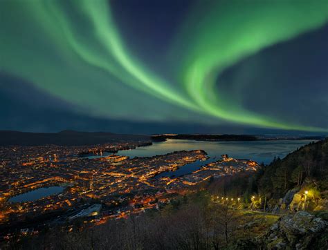 Here Are the Best Places to See The Northern Lights
