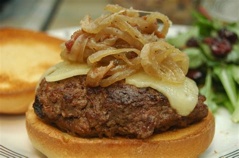 Bison Burger With Caramelized Onions And Bacon Eva Minette