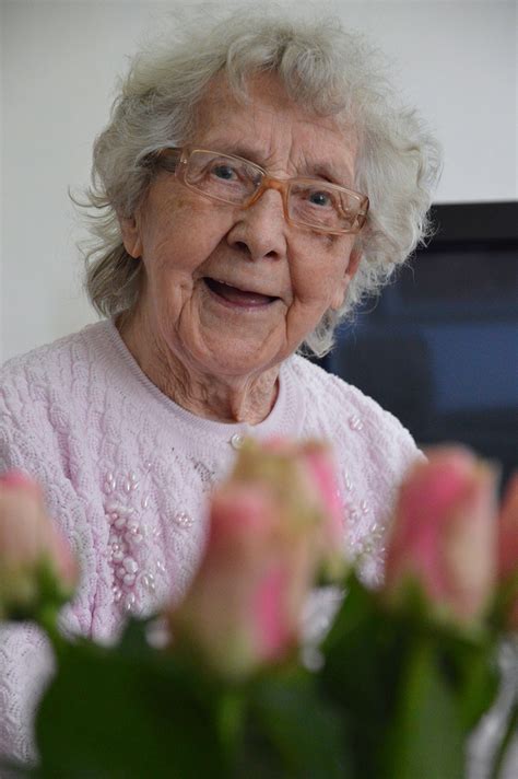Farmor Helena 90 år - Missdalarna | Eventarrangör, Bloggare, Föreläsare