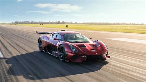 Brabham Bt62r Debuts As Road Legal Everyday Race Car