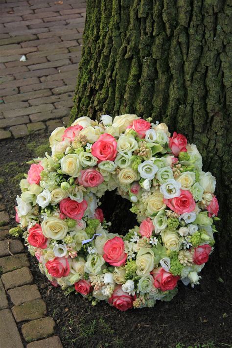 All sympathy flowers arrangements can be delivered with a personalized. Funeral Flowers Arrangements and Delivery to Send Your ...
