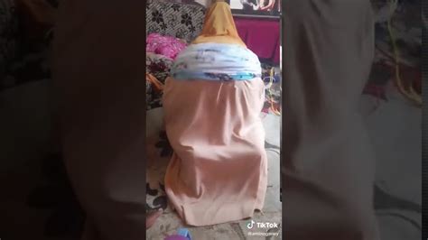 Naag somali ah oo gaalowday mise ku dhagan huda amuun iyo alam daimond qosolka aduunka raaniya,somalia germany. WASMO SOMALI NIIKO 2020 DABWO WEYN - YouTube