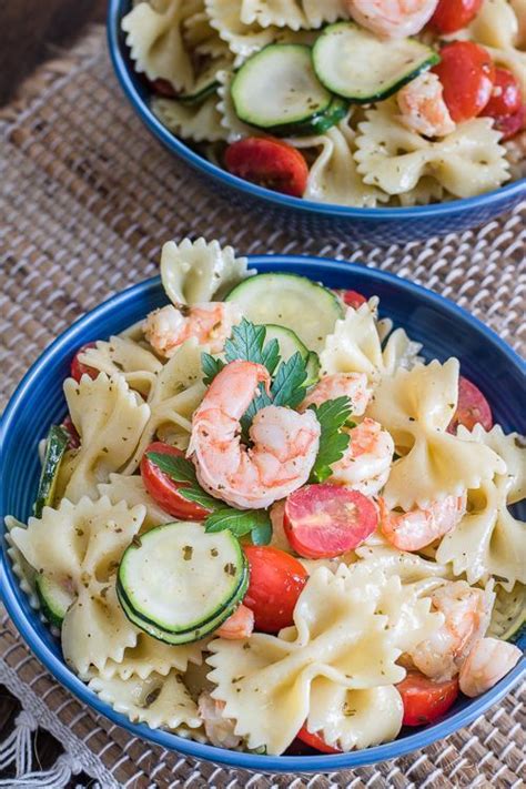 Plus it's high in protein, while being low in calories, meaning it can fit into so many healthy recipes you are. Cold Pasta Salad with Prawns has it all - Bowtie Pasta, Grape Tomatoes, Cinnamon … - Healthy ...