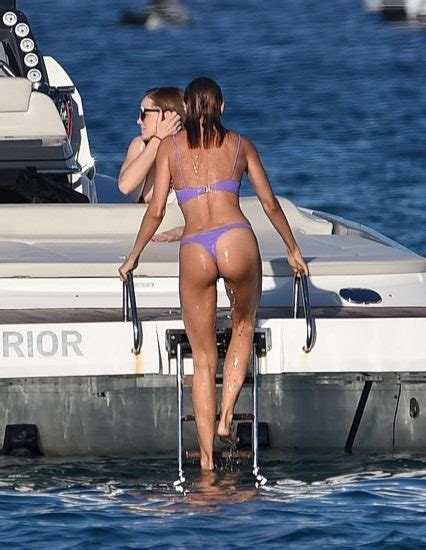 Kimberley Garner Nude Tits And Sexy Bikini Pics 2021 Scandal Planet